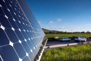 Solardächer für die Autobahn – ein deutsches Pilotprojekt